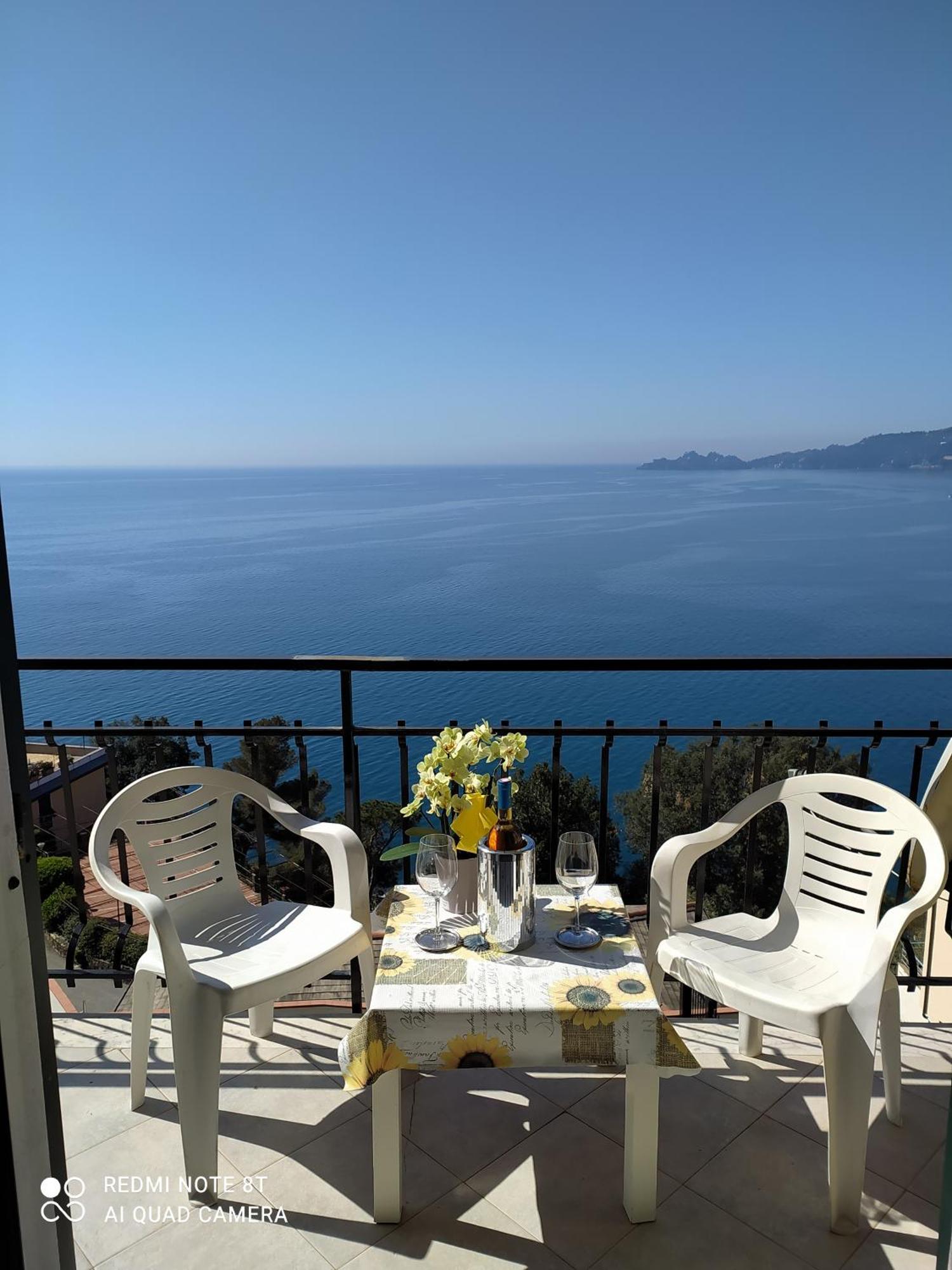 شقة Davanti Al Mare E A Portofino - In Front Of The Sea And Portofino زواليي المظهر الخارجي الصورة